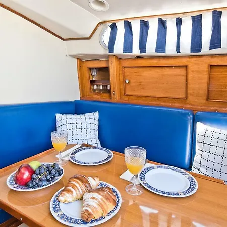 Bmyguest-evamia River Boat Hotel na wodzie 3*